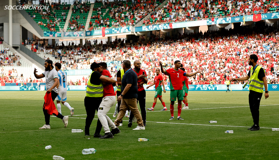 The Argentina vs. Morocco game saw a two-hour interruption. What was the cause?